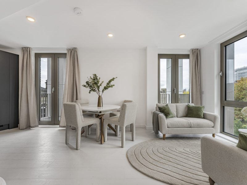 Node Limehouse PH 3 Bed - living dining - 17_64964