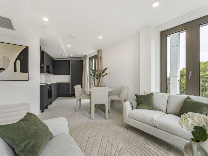Node Limehouse PH 3 Bed - living dining kitchen - 22_64964
