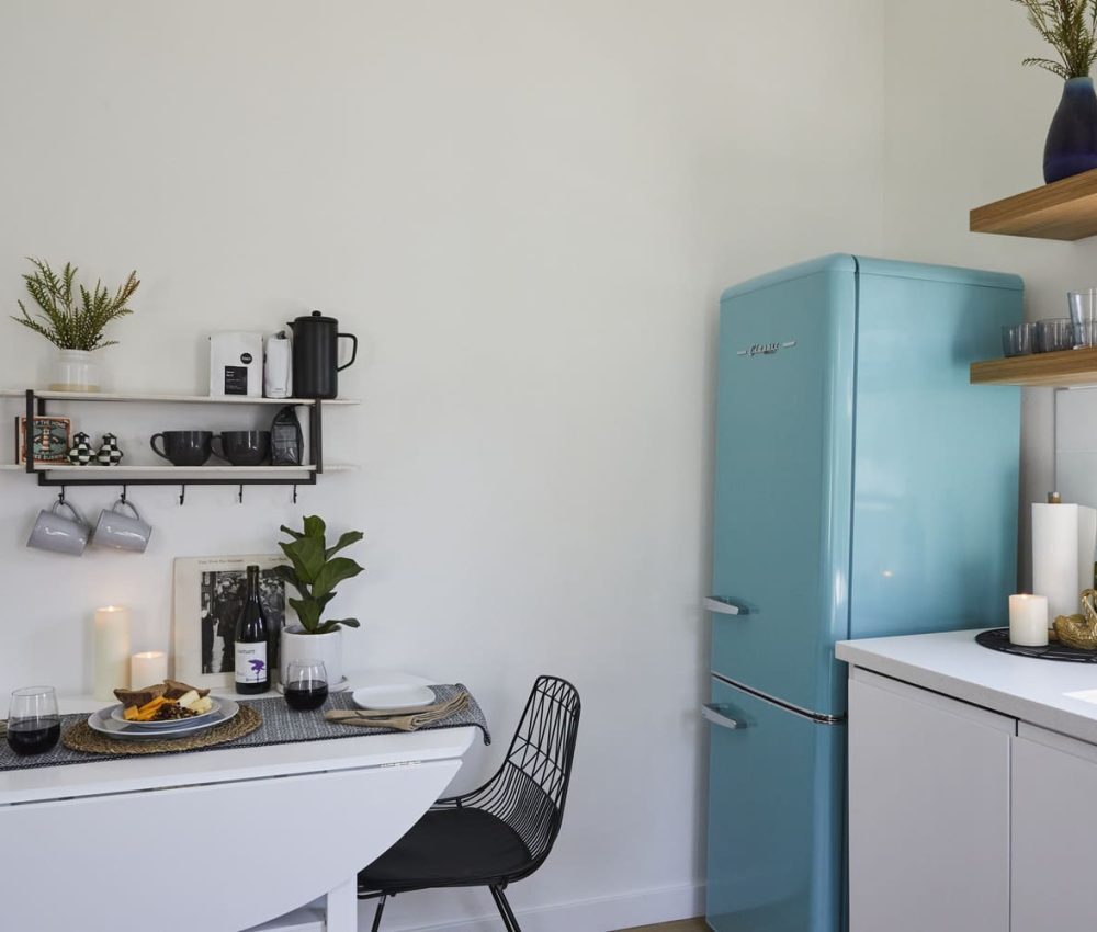 Node Living Los Angeles - Furnished Apartment 908 Everett 2BED - Kitchen