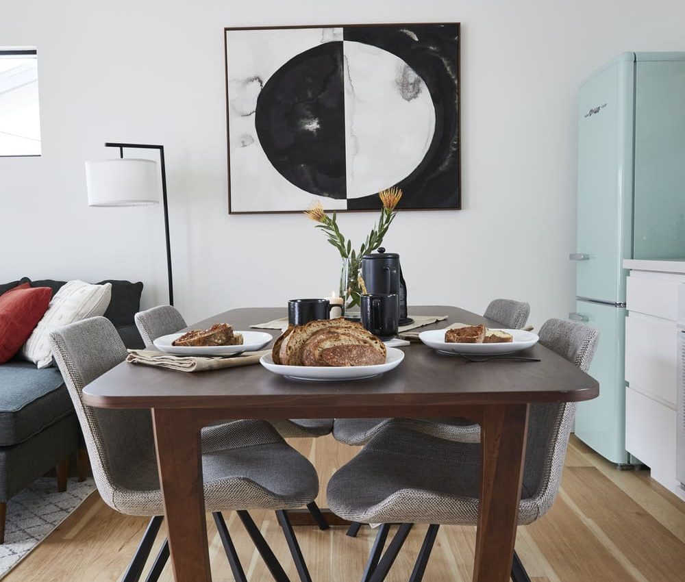 Node Living Los Angeles - Furnished Apartment 910 3Q Everett - Living Room-5