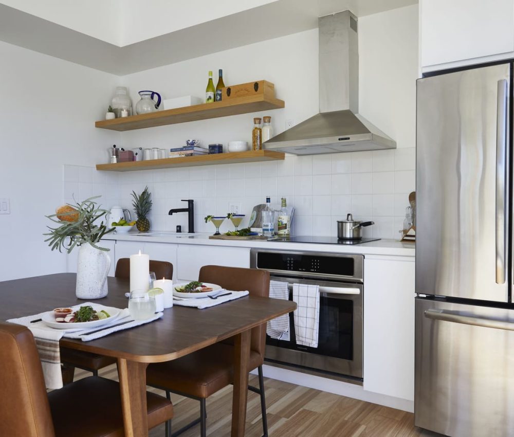 Node Living Los Angeles - Furnished Apartment 914 Everett 3BED - Kitchen-1
