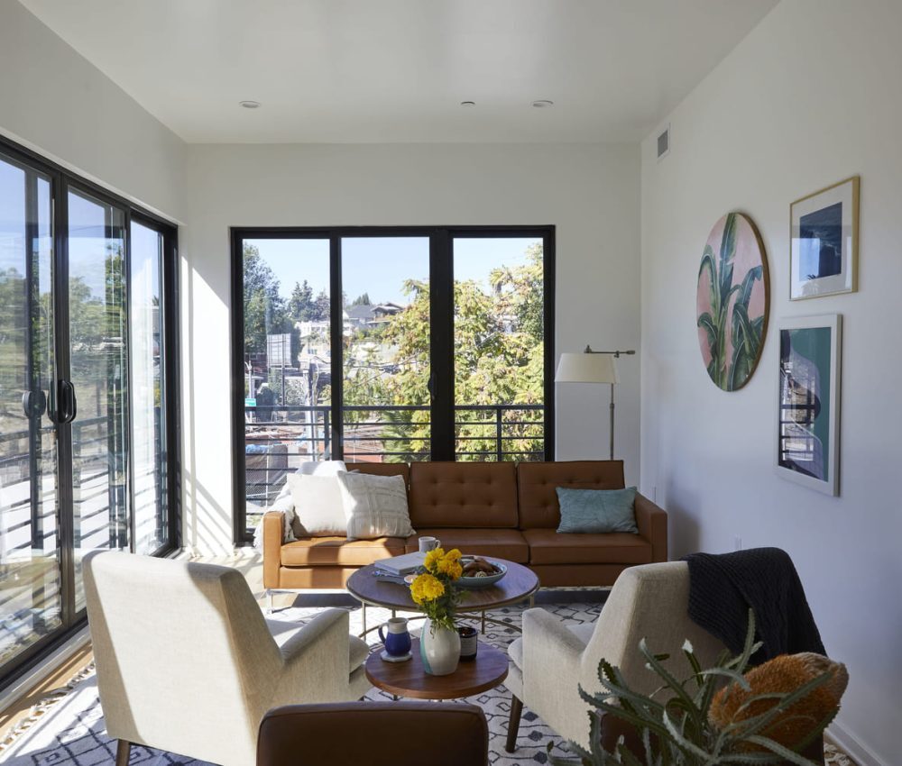 Node Living Los Angeles - Furnished Apartment 914 Everett 3BED - Living Room