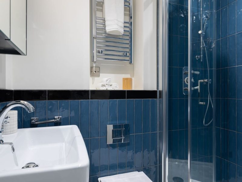 Node London Brixton - Apt 22 - Bathroom-1